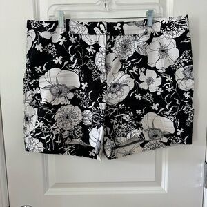 Talbots Black & White Floral Shorts Size 16